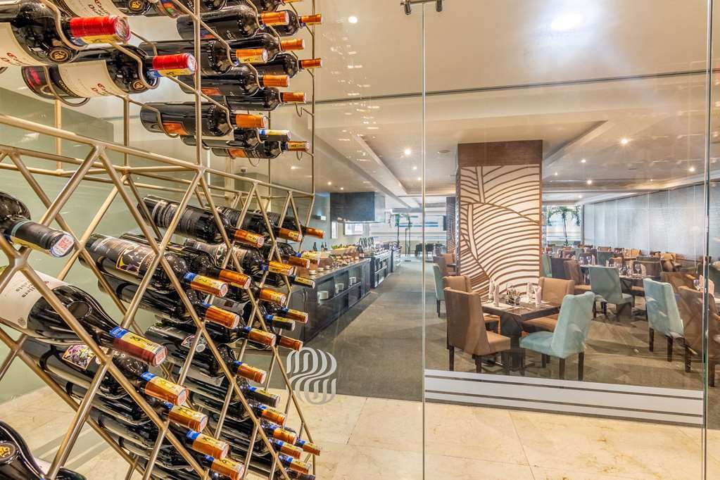 Sonesta Es Suites Burlington Restoran gambar